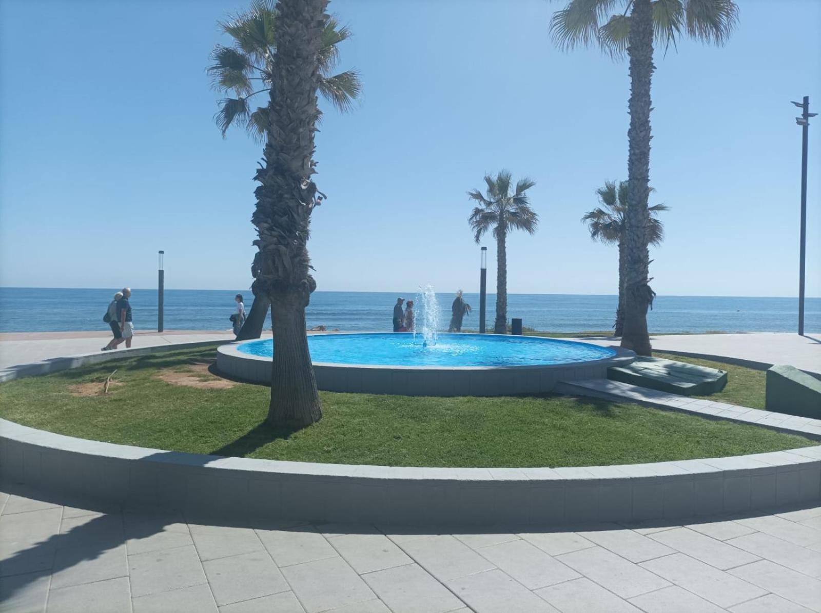 Primera Linea De Mar Torrevieja Exteriör bild